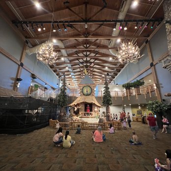 Great Wolf Lodge - Storytelling/Dance area - Resorts Near Me - Centralia, Washington