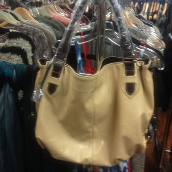 MB Accessories - Handbag $30 - Women's Clothing Near Me - Manhattan Beach, California