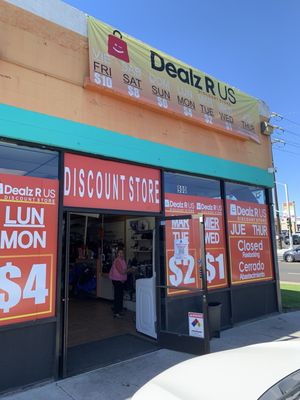 DEALZ R US - Updated June 2026 - 32 Photos - 900 E Plaza Blvd, National ...