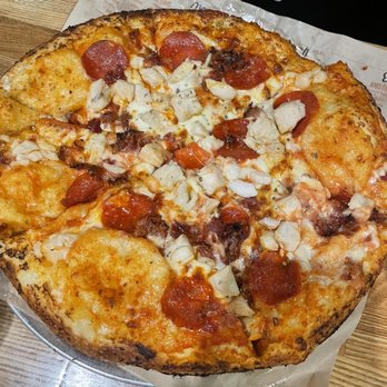 Blaze Pizza - Salad Near Me - Roseville, California