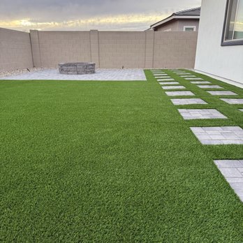 Diamond Stone & Synthetic Grass - Turf landscape with paver steps, paver natural fire pit - Masonry/Concrete Near Me - Phoenix, Arizona