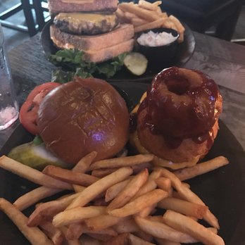 Tracks - Double down and bbq burger - Burgers Near Me - Cary, Illinois