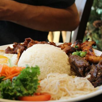 Pho Metro - House special steamed rice, grilled pork & chicken, veggies, & egg - Vietnamese Near Me - Scarborough, Ontario Pho Metro - House special steamed rice, grilled pork & chicken, veggies, & egg - Vietnamese Near Me - Scarborough, Ontario