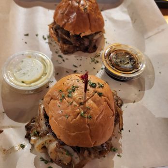Nguyen's Kitchen - Sliders - Vietnamese Near Me - South Gate, California
