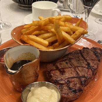 Azure Restaurant & Bar - Steak Frites - Canadian (New) Near Me - Toronto, Ontario