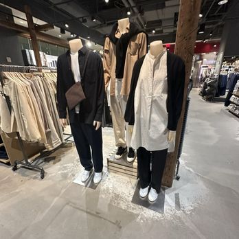 MUJI - Clothing - Department Stores Near Me - New York, New York MUJI - Clothing - Department Stores Near Me - New York, New York