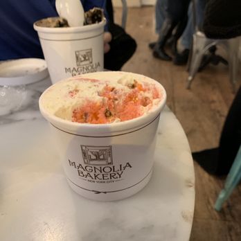 Magnolia Bakery - Pink Confetti Cake Banana Pudding - Bakeries Near Me - Chicago, Illinois