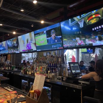 Cold Beers & Cheeseburgers - The bar - American Near Me - Chandler, Arizona