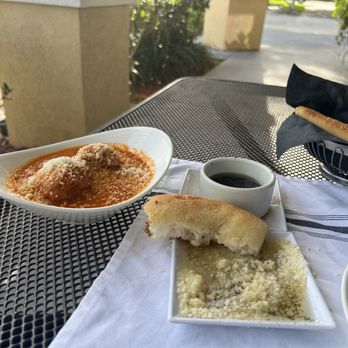 Bella Tuscany Ristorante Italiano Ocoee - Meatballs with Marinara - Italian Near Me - Ocoee, Florida