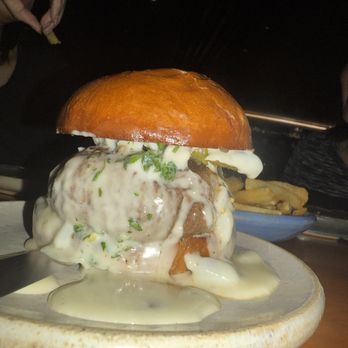 Squable - Burger not recommended- too dry and over cooked even though we asked for medium - Modern European Near Me - Houston, Texas
