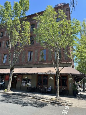 McMenamins Hotel Oregon by null