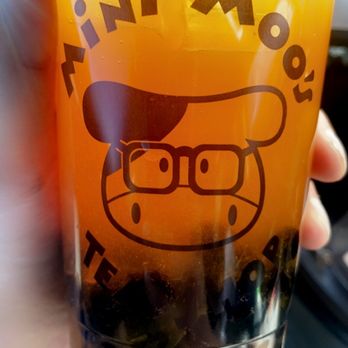 Mini Moo's Tea Shop - Mango Peach Green Tea with Brown Sugar Boba - Bubble Tea Near Me - Centennial, Colorado
