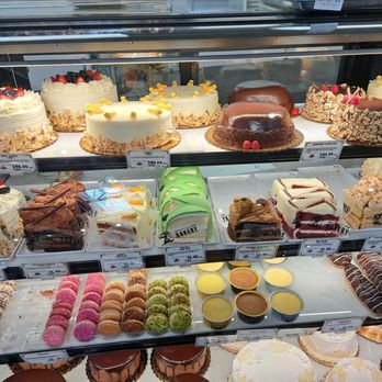 Nugget Markets - Cakes in bakery - Grocery Near Me - Rocklin, California