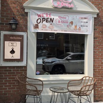 Chew & Chill - Storefront - Art Classes Near Me - Gaithersburg, Maryland