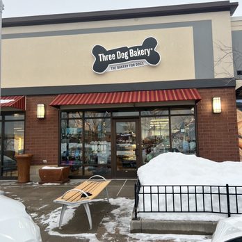 Three Dog Bakery - Pet Stores Near Me - Apple Valley, Minnesota
