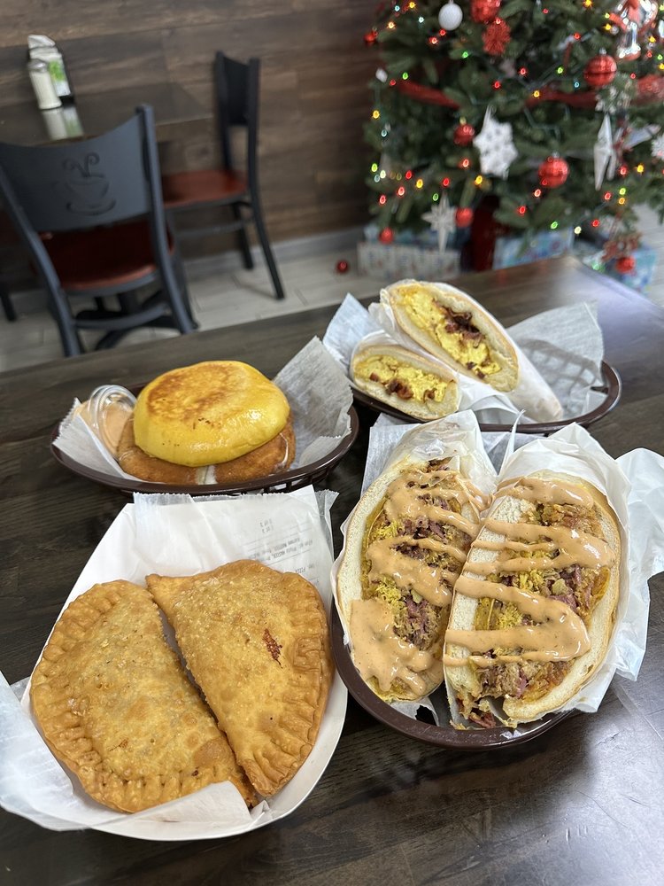 TAINO’S BAKERY 21 Photos 2140 Whisper Lakes Blvd, Orlando, Florida