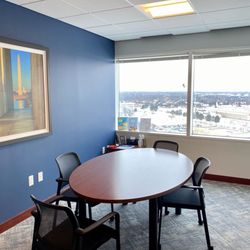 US Legal Support - Southfield - Beautiful conference space