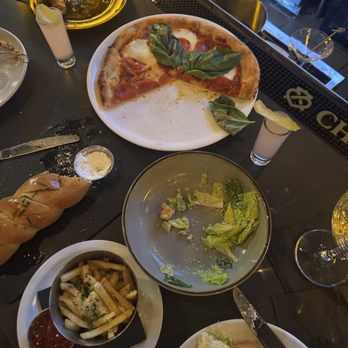 Locale Italian Kitchen - pizza - Italian Near Me - Las Vegas, Nevada