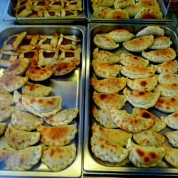 C'est Bon - Fatayer with cheese, spinach, or meat