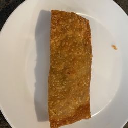 Maple Garden Chinese Resturaunt - Egg roll