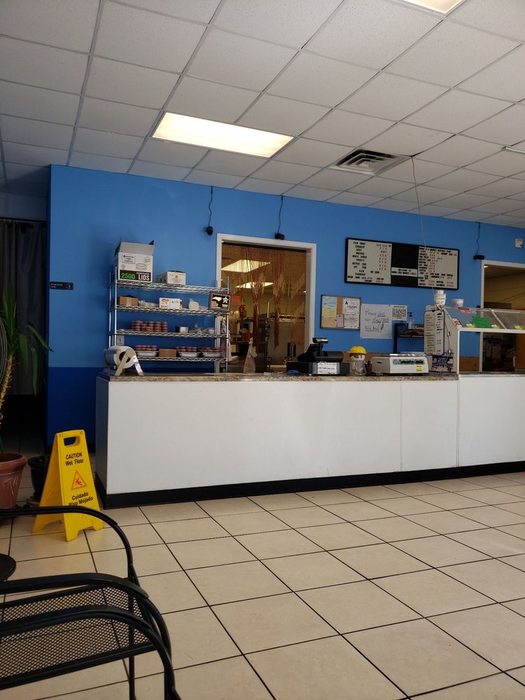 MOM’S FISH MARKET AND DELI Updated September 2024 301 N Fairview Rd