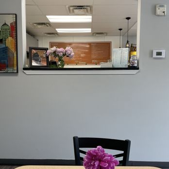 Schwartz's Deli - Delis Near Me - Highland, Michigan