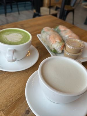 TT Café by null