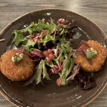 Los Gatos Parkside - Dungeness Crab Cakes - Cocktail Bars Near Me - Los Gatos, California