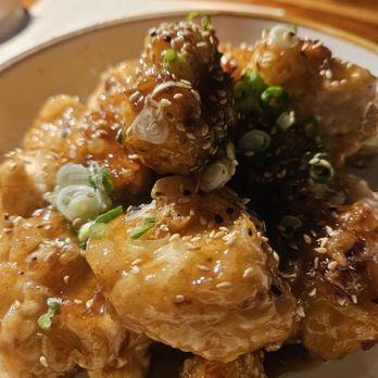 The Monroe - Fried cauliflower with General Tso ...scrumptious! - New American Near Me - Orlando, Florida