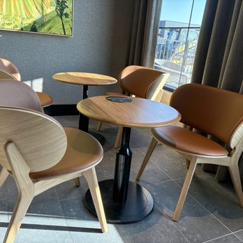 Starbucks - Comfy seating - Coffee & Tea Near Me - Airdrie, Alberta