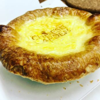 Cheese Garden - Custom Cakes Near Me - Toronto, Ontario