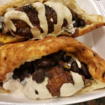 Gusto Gourmet - Pabellon pita sandwich - Venezuelan Near Me - Houston, Texas Gusto Gourmet - Pabellon pita sandwich - Venezuelan Near Me - Houston, Texas