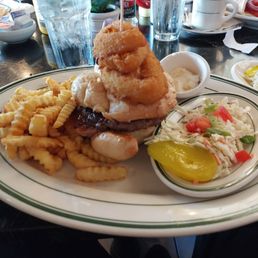 Excellent burgers with homemade bun! Excellent burgers with homemade bun!