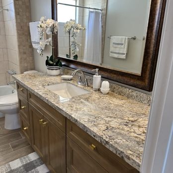 QJ Cabinetry - Bath vanity - Kitchen & Bath Near Me - Rancho Cucamonga, California
