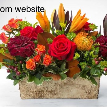 Buzzy Bee Flowers - Bark-covered box from website. - Florists Near Me - Glendale, California Buzzy Bee Flowers - Bark-covered box from website. - Florists Near Me - Glendale, California