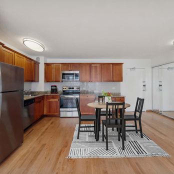 The Van der Rohe - Apartments Near Me - Chicago, Illinois The Van der Rohe - Apartments Near Me - Chicago, Illinois