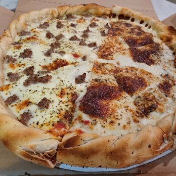 Brads Underground Pizzeria - Double Decker pizza, half with sausage. I also requested it well done. - Pizza Near Me - Orlando, Florida Brads Underground Pizzeria - Double Decker pizza, half with sausage. I also requested it well done. - Pizza Near Me - Orlando, Florida