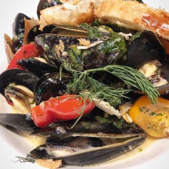 Flying Fish - Seafood Near Me - Orlando, Florida