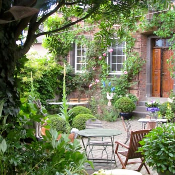 Café Kostbar - romantisches Ambiente - Cafes Near Me - Gappenach, RP Café Kostbar - romantisches Ambiente - Cafes Near Me - Gappenach, RP
