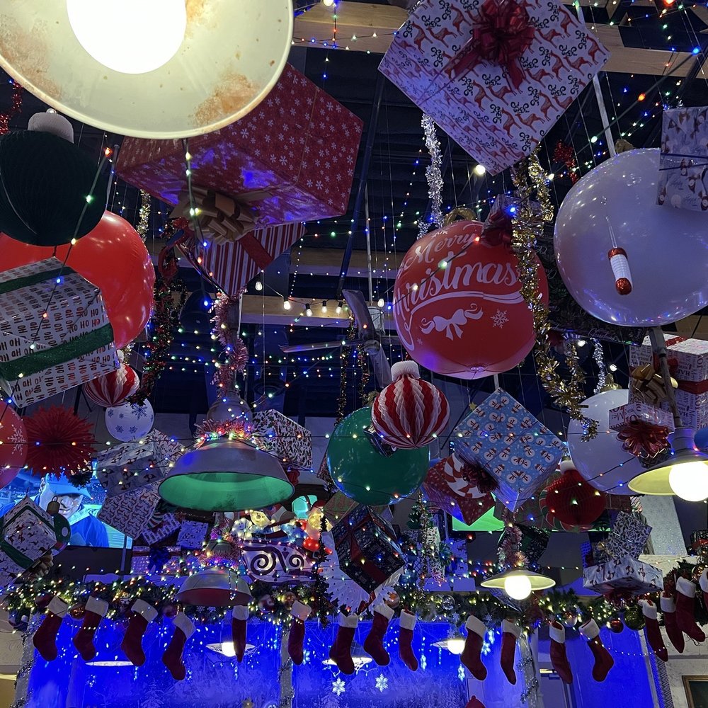 Pete's Sunset Grille - American Near Me - Huntington Beach, California