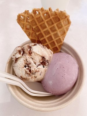 Jeni's Splendid Ice Creams by null