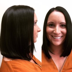 Katie Nashville - Suddle inverted bob, shiny, dark, rich chocolate brown color