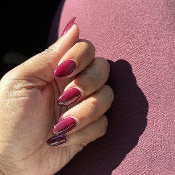 J & W Nails - Waxing Near Me - Oak Park, Illinois J & W Nails - Waxing Near Me - Oak Park, Illinois