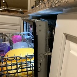 Ingalls Building & Maintenance - Unstable dishwasher after installation "complete"
