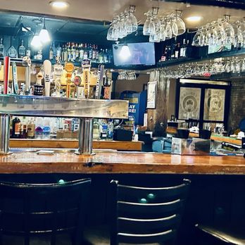 Mahoney's Irish Pub & Steakhouse - The bar - Irish Near Me - Poughkeepsie, New York