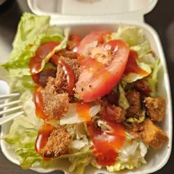 Monticello Red Wheel Restaurant - side salad was a great sub #yum #ReviewsByRL