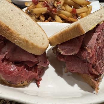 2nd Ave Deli - Hot Pastrami Sandwich - Kosher Near Me - New York, New York