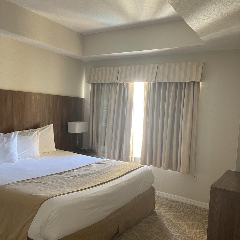 The Point Hotel & Suites - Hotels Near Me - Orlando, Florida