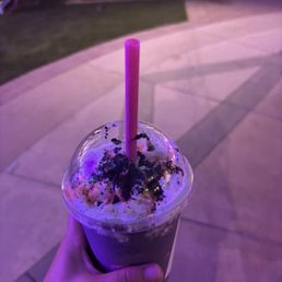 Kuromi's spooky dream drink