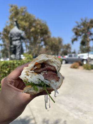 Bánh Mì Mỹ Tho by null